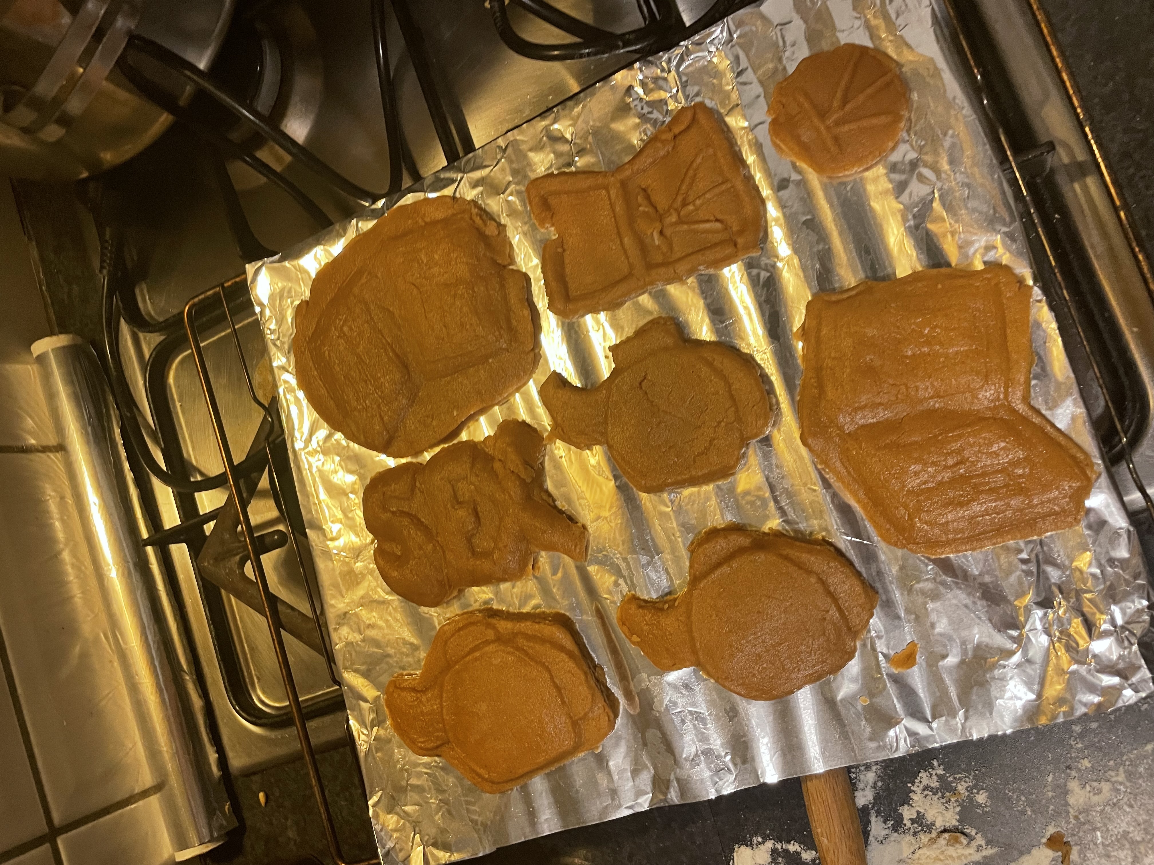 heterogeneously sized cutlery