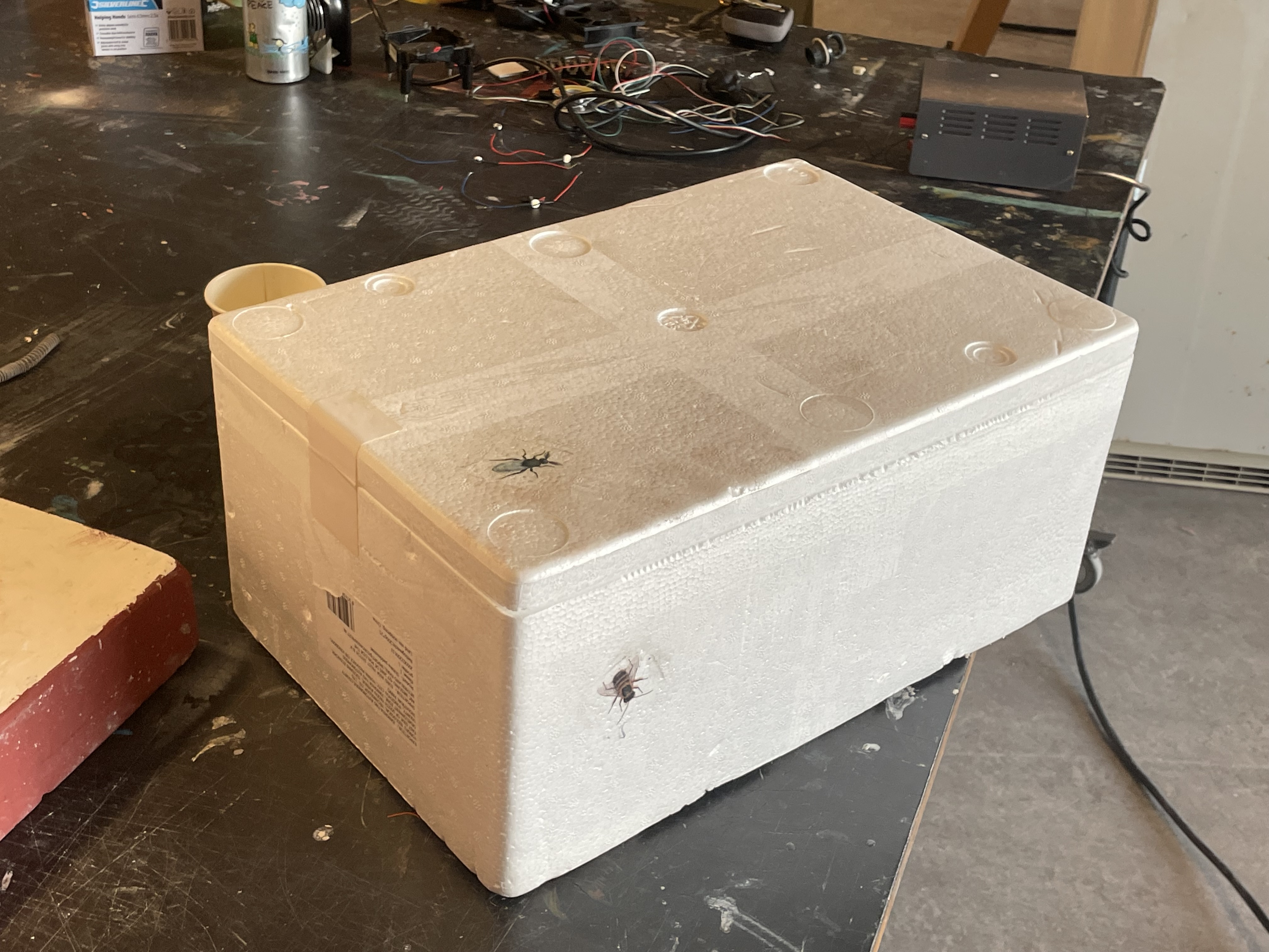 heterogeneously sized cutlery